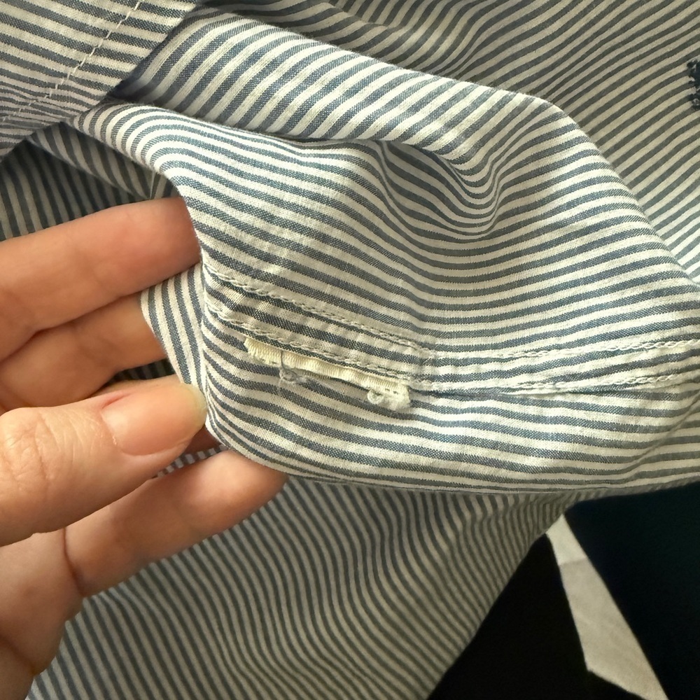Abercrombie & Fitch Blue White Stripe Popover Embroidered Floral Blouse Top Med - Picture 8 of 8